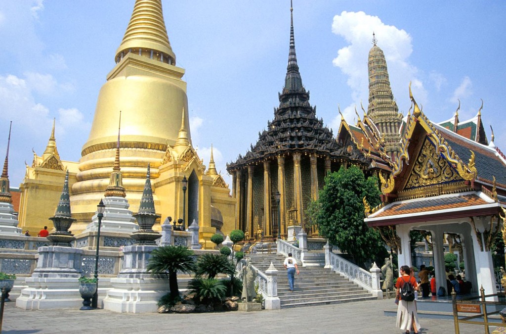 Wat-Phra-Kheo-bangkok