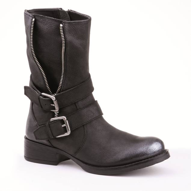 Biker boots neri Bata 2013 2014