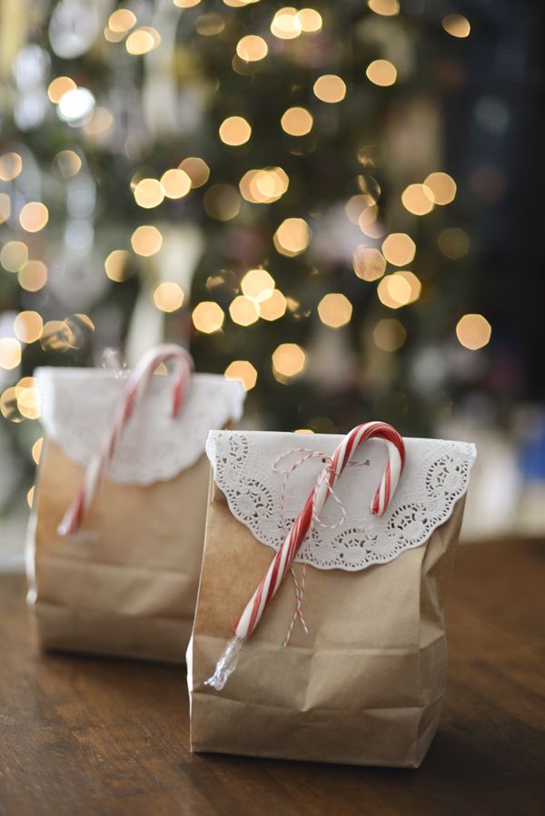 Sacchettini di Natale con bastoncini di zucchero