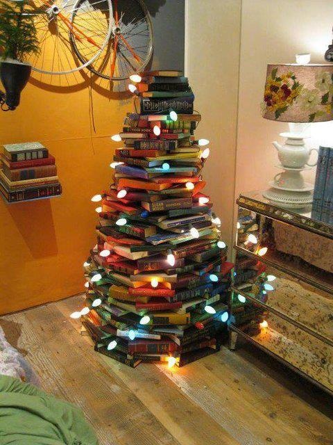 Albero di Natale con i libri