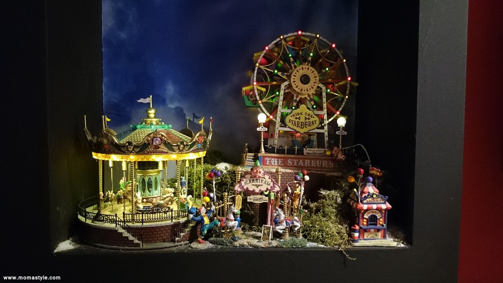 Presepe originale con giostre e circo